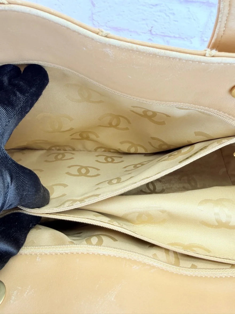 CHANEL Quilted Wild Stitch Tan Calfskin Leather Tote - Picture 11 of 16